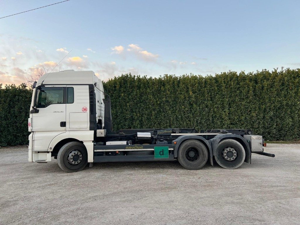 MAN TGX 26.480 USATO SCARRABILE - شاحنة ذات خطاف: صورة 3 MAN TGX 26.480 USATO SCARRABILE - شاحنة ذات خطاف: صورة 3