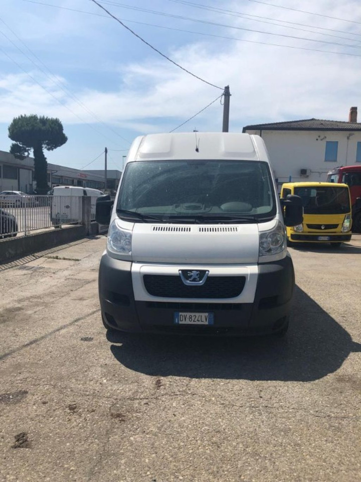 PEUGEOT FURGONE PEUGEOT - فان: صورة 4 PEUGEOT FURGONE PEUGEOT - فان: صورة 4