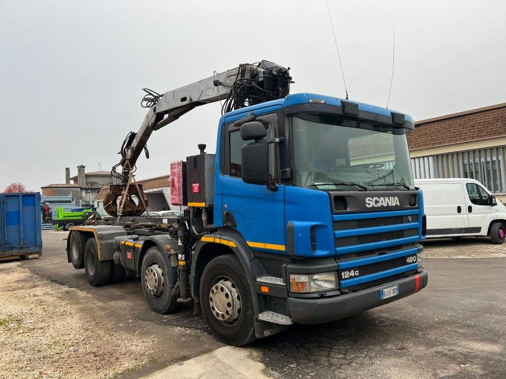 SCANIA 124GB 420 SCARRABILE CON GRU - شاحنة ذات خطاف: صورة 3 SCANIA 124GB 420 SCARRABILE CON GRU - شاحنة ذات خطاف: صورة 3