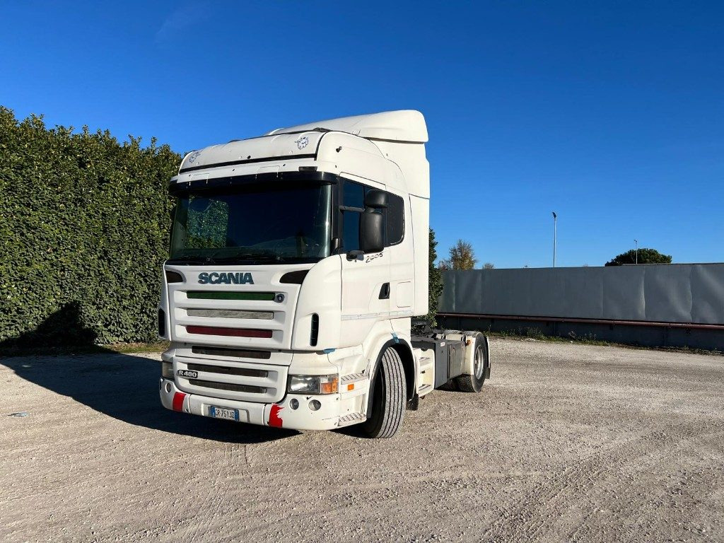 SCANIA R420 TRATTORE - وحدة جر: صورة 2 SCANIA R420 TRATTORE - وحدة جر: صورة 2