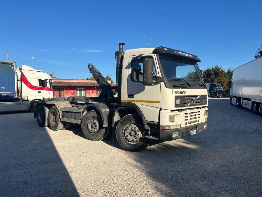 VOLVO FM12 SCARRABILE - شاحنة ذات خطاف: صورة 5 VOLVO FM12 SCARRABILE - شاحنة ذات خطاف: صورة 5