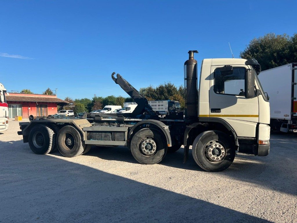 VOLVO FM12 SCARRABILE - شاحنة ذات خطاف: صورة 4 VOLVO FM12 SCARRABILE - شاحنة ذات خطاف: صورة 4