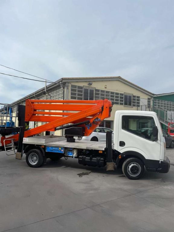 CTE ZED 20.2H - منصة تلسكوبية محمولة على شاحنة: صورة 5 CTE ZED 20.2H - منصة تلسكوبية محمولة على شاحنة: صورة 5