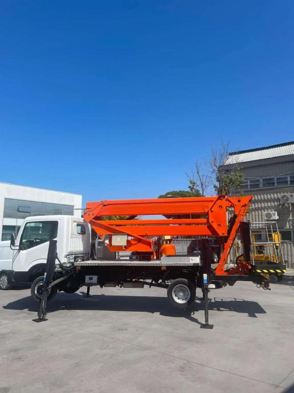 CTE ZED 21JH - منصة تلسكوبية محمولة على شاحنة: صورة 2 CTE ZED 21JH - منصة تلسكوبية محمولة على شاحنة: صورة 2