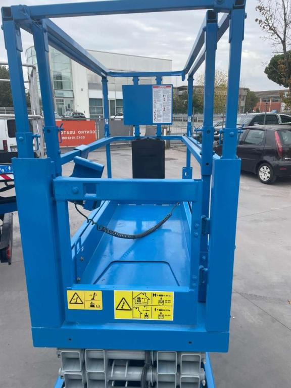 Genie GS-1930 - رافعة هيدروليكية مقصية: صورة 4 Genie GS-1930 - رافعة هيدروليكية مقصية: صورة 4