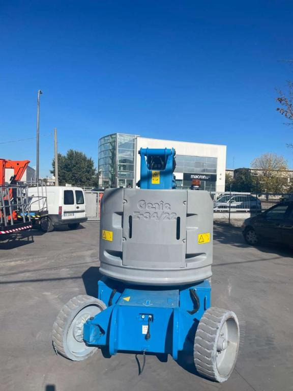 Genie Z34/22N - شاحنة ذراع مفصلي: صورة 3 Genie Z34/22N - شاحنة ذراع مفصلي: صورة 3