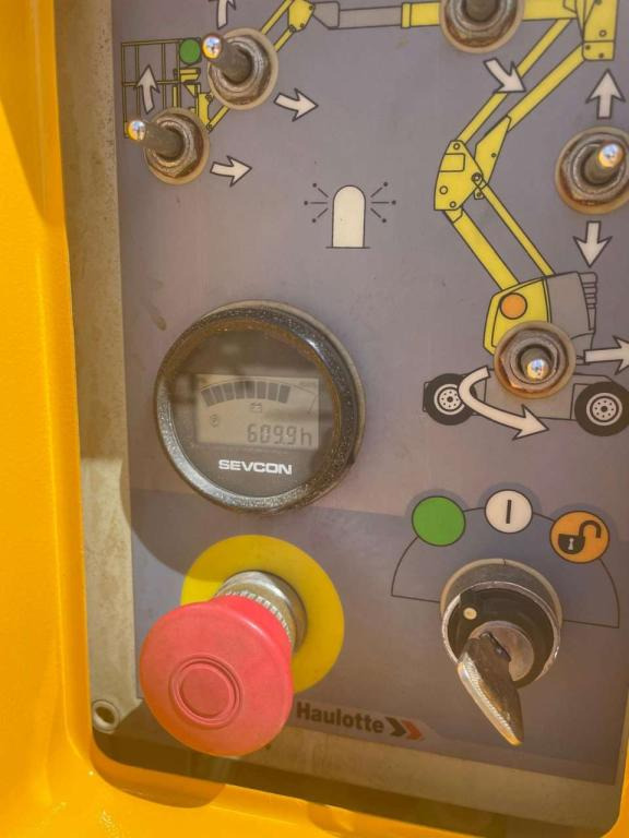 Haulotte HA15IP - شاحنة ذراع مفصلي: صورة 3 Haulotte HA15IP - شاحنة ذراع مفصلي: صورة 3