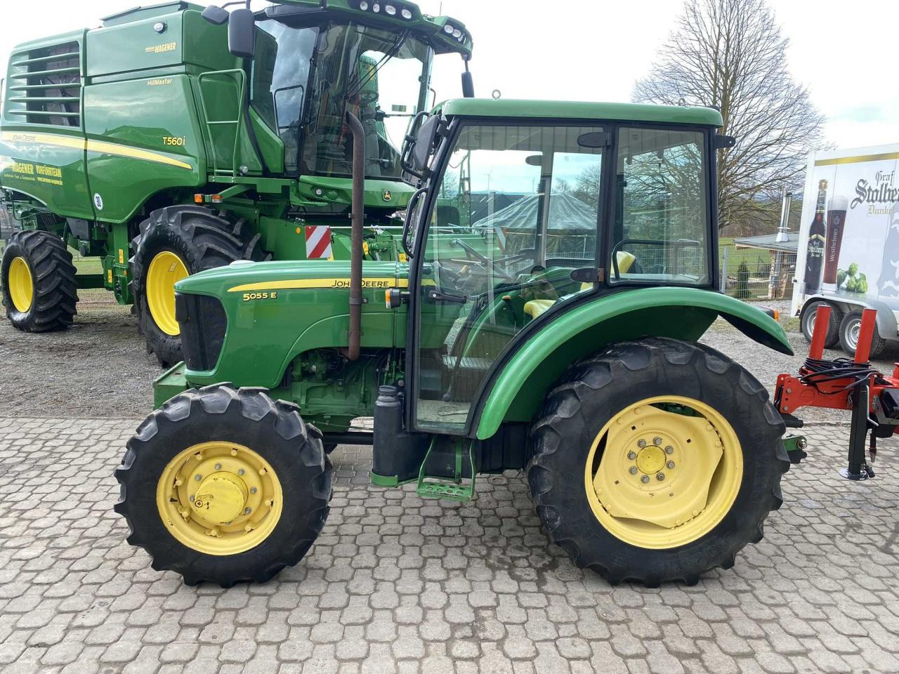 John Deere 5055E - جرار: صورة 4 John Deere 5055E - جرار: صورة 4