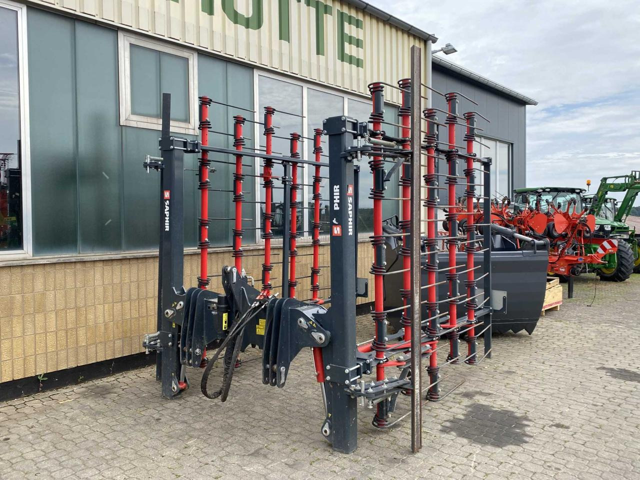 Saphir ClearStar 600 - مشط العشب: صورة 5 Saphir ClearStar 600 - مشط العشب: صورة 5