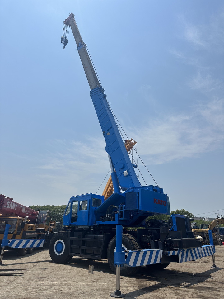KATO KR500H SS500 KR50H 50 Ton rough terrain crane - رافعة الطرق الوعرة: صورة 5 KATO KR500H SS500 KR50H 50 Ton rough terrain crane - رافعة الطرق الوعرة: صورة 5