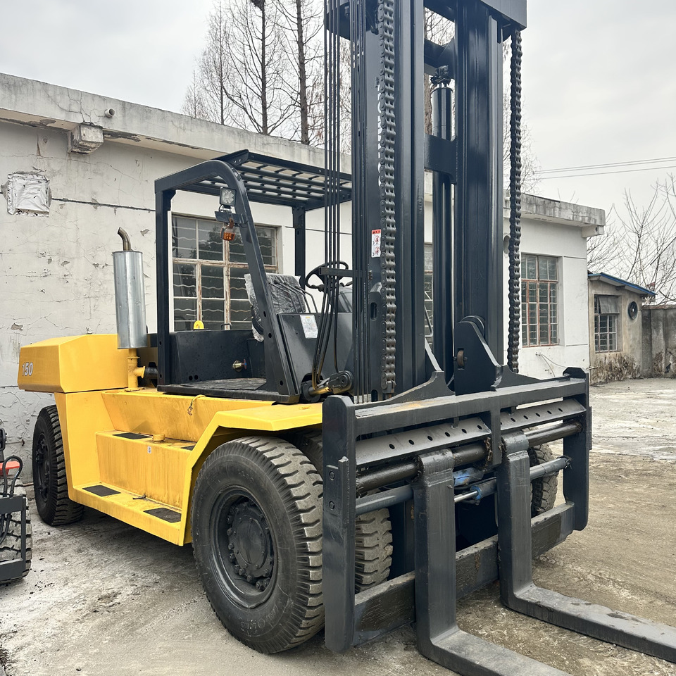 KOMATSU FD150 FD100 FD30 FD50 FD80 3Ton 5ton 8ton 10ton 15ton 16ton 20ton komatsu forklift - رافعة شوكية ديزل: صورة 4 KOMATSU FD150 FD100 FD30 FD50 FD80 3Ton 5ton 8ton 10ton 15ton 16ton 20ton komatsu forklift - رافعة شوكية ديزل: صورة 4