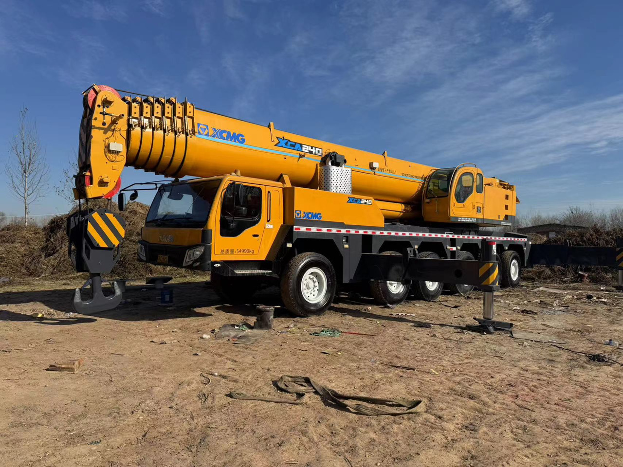 XCMG QAY240 XCT240 XCA240 240 ton 250 ton 260 ton 200 ton 220 ton crane - رافعة لجميع التضاريس: صورة 2 XCMG QAY240 XCT240 XCA240 240 ton 250 ton 260 ton 200 ton 220 ton crane - رافعة لجميع التضاريس: صورة 2