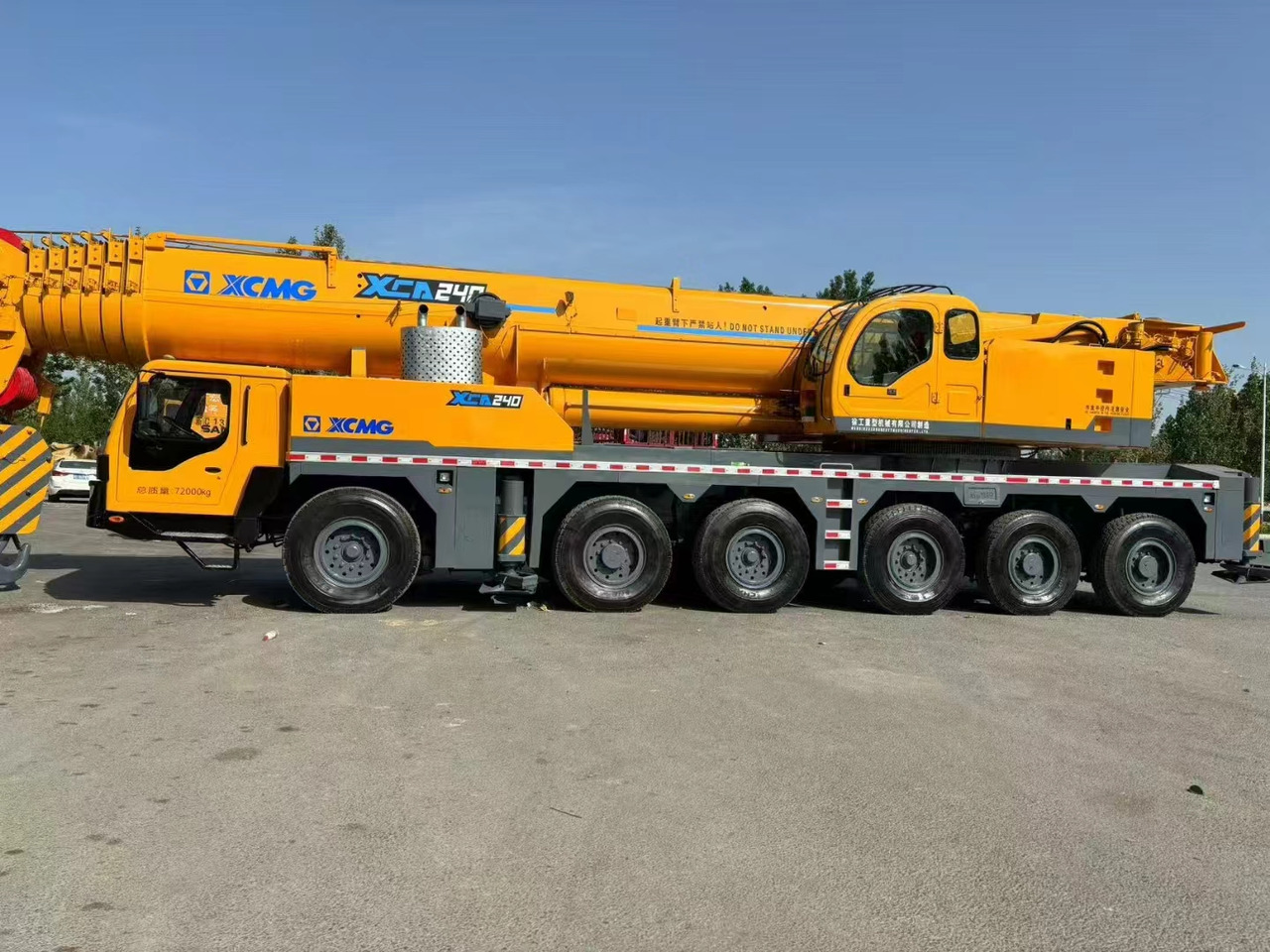 XCMG QAY240 XCT240 XCA240 QY240K 240 ton 250 ton 300 ton 260 ton 200 ton 220 ton crane - رافعة لجميع التضاريس: صورة 1 XCMG QAY240 XCT240 XCA240 QY240K 240 ton 250 ton 300 ton 260 ton 200 ton 220 ton crane - رافعة لجميع التضاريس: صورة 1