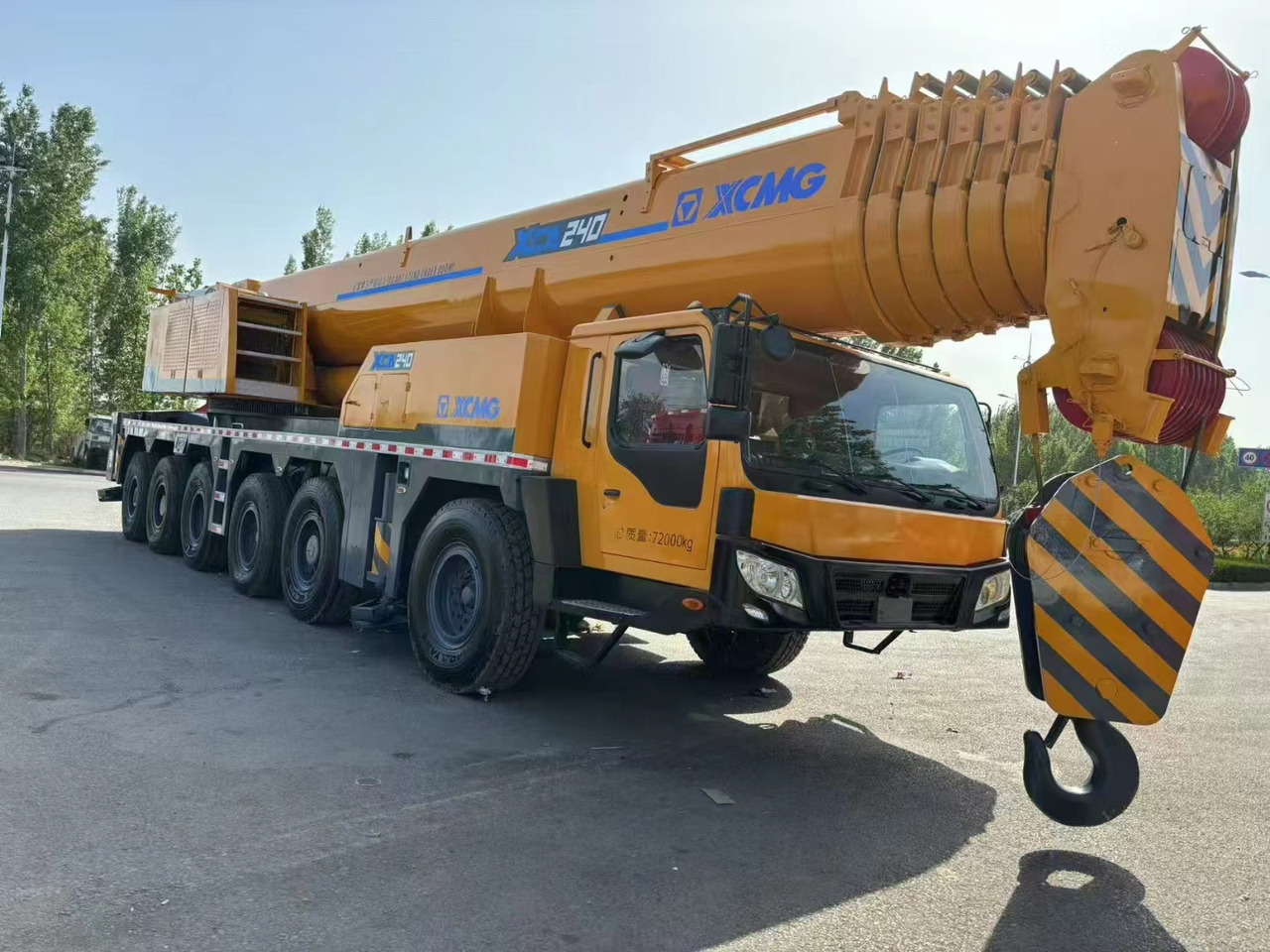 XCMG QAY240 XCT240 XCA240 QY240K 240ton 250ton 300ton 260ton 200ton 220ton crane - رافعة لجميع التضاريس: صورة 1 XCMG QAY240 XCT240 XCA240 QY240K 240ton 250ton 300ton 260ton 200ton 220ton crane - رافعة لجميع التضاريس: صورة 1