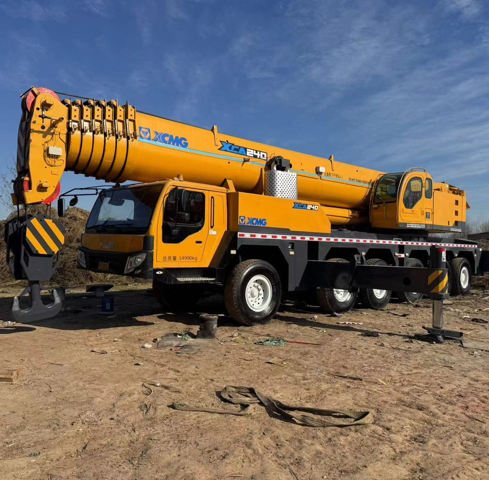 XCMG QAY300 QAY260 QAY240 XCT240 XCA240 240ton 250ton 260ton 200ton 220ton crane - موبايل كرين: صورة 5 XCMG QAY300 QAY260 QAY240 XCT240 XCA240 240ton 250ton 260ton 200ton 220ton crane - موبايل كرين: صورة 5