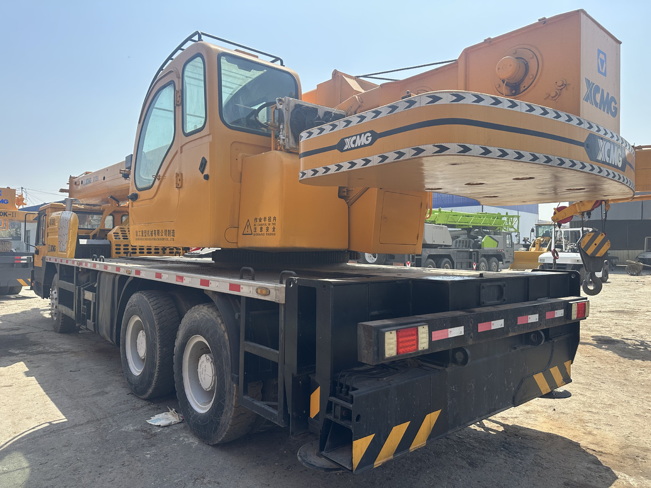 XCMG QY25K 25 ton truck crane - موبايل كرين: صورة 4 XCMG QY25K 25 ton truck crane - موبايل كرين: صورة 4
