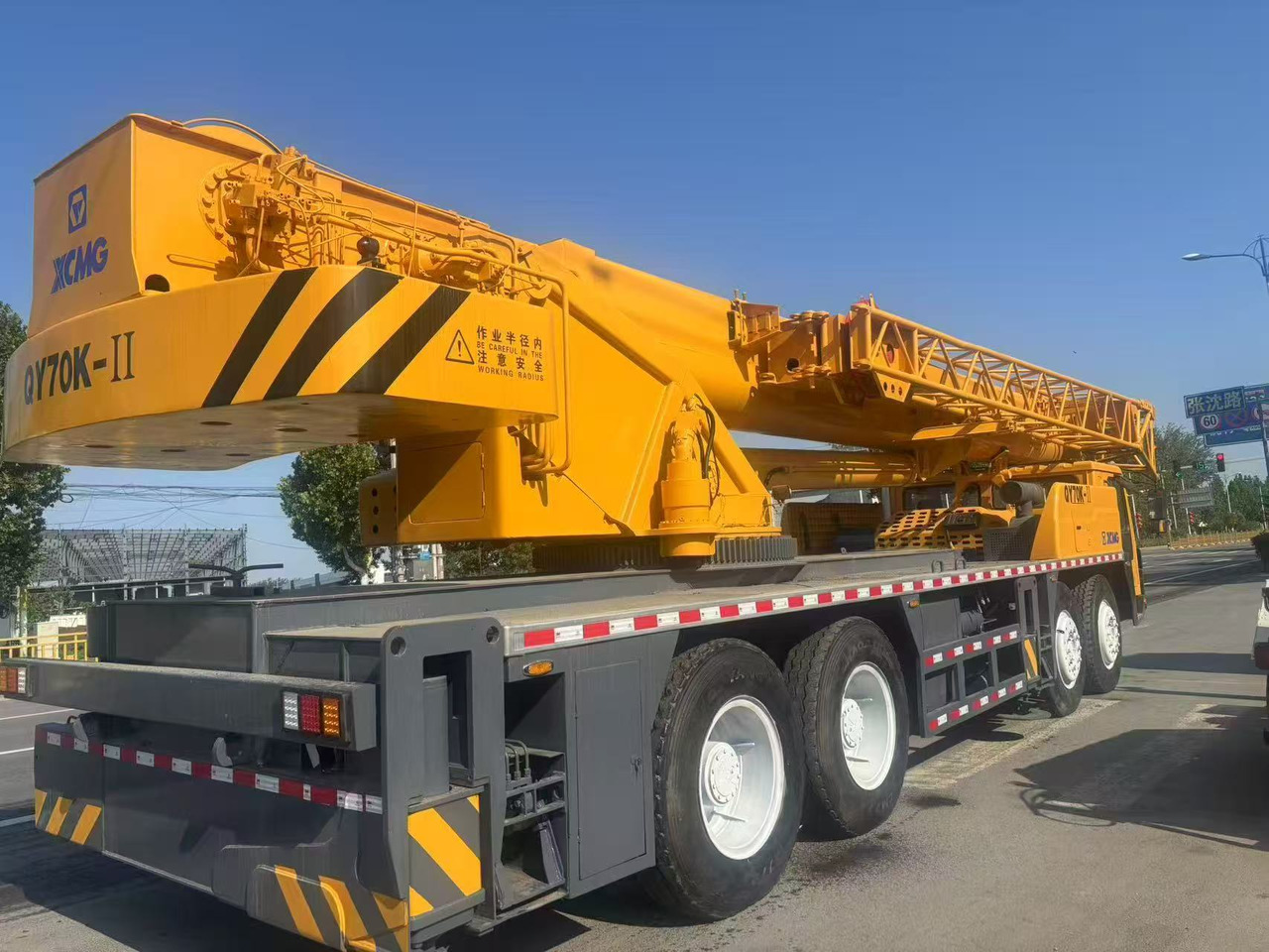 XCMG QY70K-1 QY70K QY80K 70ton 80ton Used Truck Mobile Crane XCMG QY70K-1 QY70K QY80K 70ton 80ton Used Truck Mobile Crane: صورة 7 XCMG QY70K-1 QY70K QY80K 70ton 80ton Used Truck Mobile Crane XCMG QY70K-1 QY70K QY80K 70ton 80ton Used Truck Mobile Crane: صورة 7