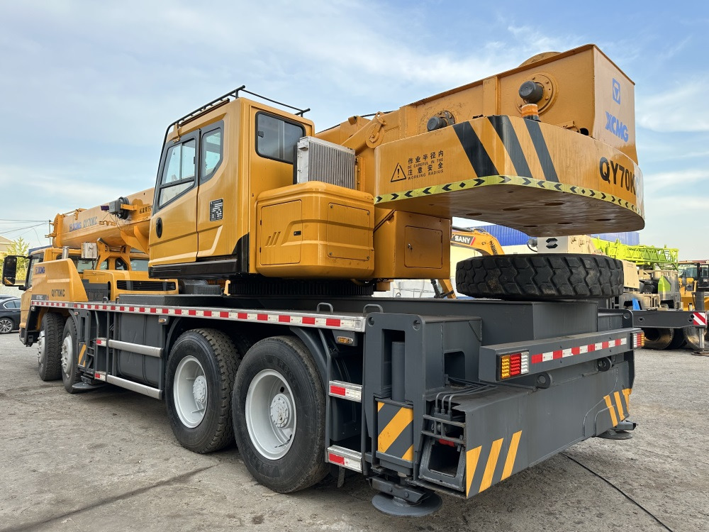 XCMG qy70kc xct75 qy75kc 70ton 75 ton 80 ton 85 ton 90 ton 100 ton 110 ton 130 ton truck crane - موبايل كرين: صورة 3 XCMG qy70kc xct75 qy75kc 70ton 75 ton 80 ton 85 ton 90 ton 100 ton 110 ton 130 ton truck crane - موبايل كرين: صورة 3