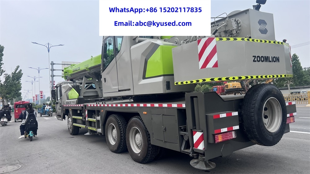 ZOOMLION ZTC251V QY25V 25TON 30TON 35TON 40TON 50TON 55TON 70TON 80TON 100T - موبايل كرين: صورة 5 ZOOMLION ZTC251V QY25V 25TON 30TON 35TON 40TON 50TON 55TON 70TON 80TON 100T - موبايل كرين: صورة 5