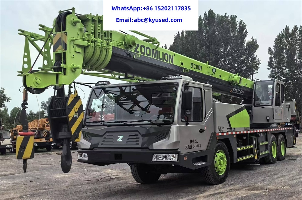 ZOOMLION ZTC300V 30ton - موبايل كرين: صورة 1 ZOOMLION ZTC300V 30ton - موبايل كرين: صورة 1