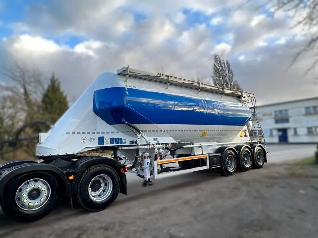 Feldbinder Powder Tanker - بلكر: صورة 1 Feldbinder Powder Tanker - بلكر: صورة 1
