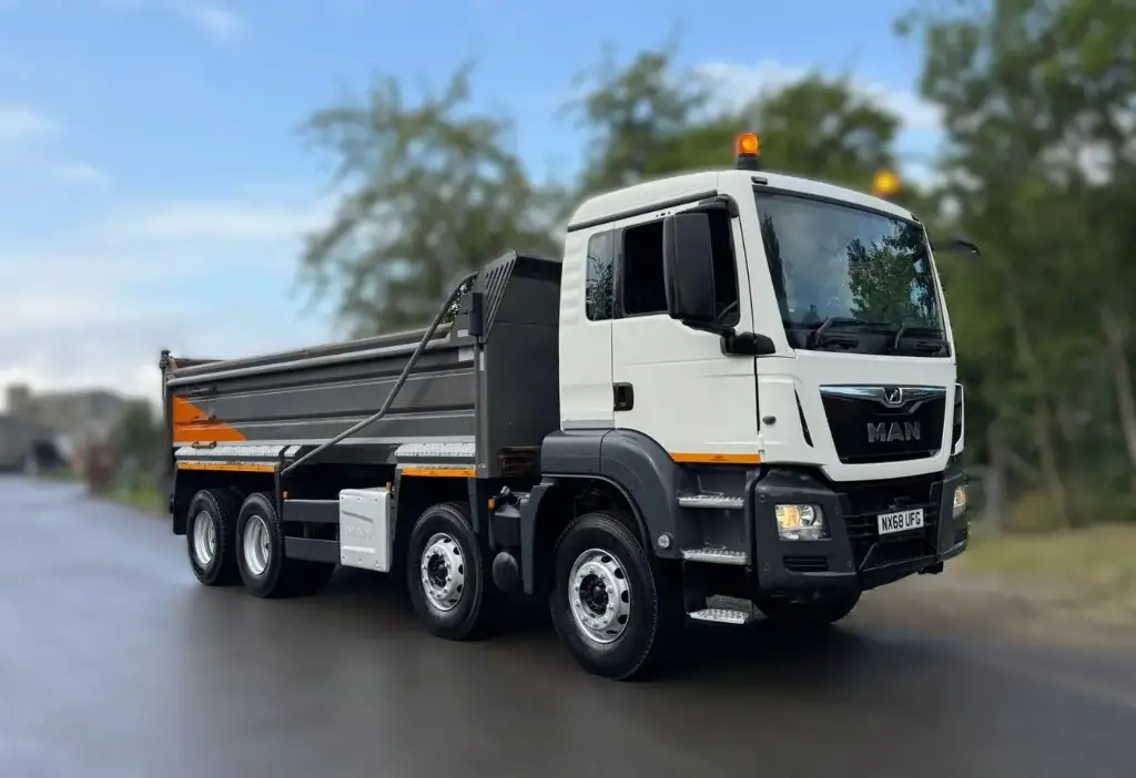 MAN TGS 35.420 8x4 Tipper (UFG) - شاحنة قلاب: صورة 1 MAN TGS 35.420 8x4 Tipper (UFG) - شاحنة قلاب: صورة 1