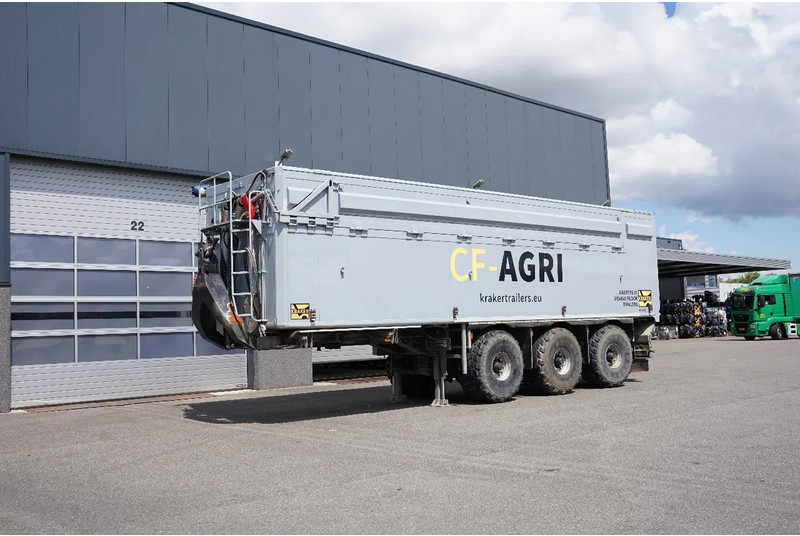 Kraker CF Agri Truck and Tractor 2 steering axle - نصف مقطورة مباشرة: صورة 1 Kraker CF Agri Truck and Tractor 2 steering axle - نصف مقطورة مباشرة: صورة 1