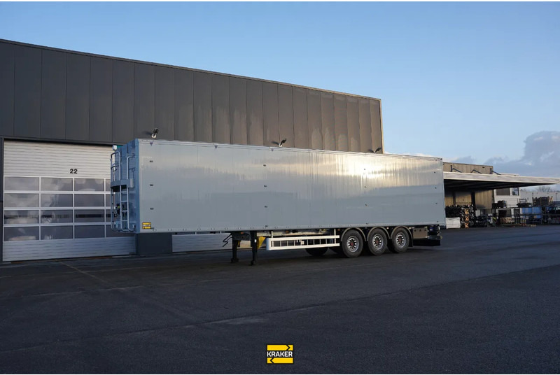 Kraker K-Force Fifth wheel 1250mm 90cbm 4 in stock - نصف مقطورة مباشرة: صورة 1 Kraker K-Force Fifth wheel 1250mm 90cbm 4 in stock - نصف مقطورة مباشرة: صورة 1