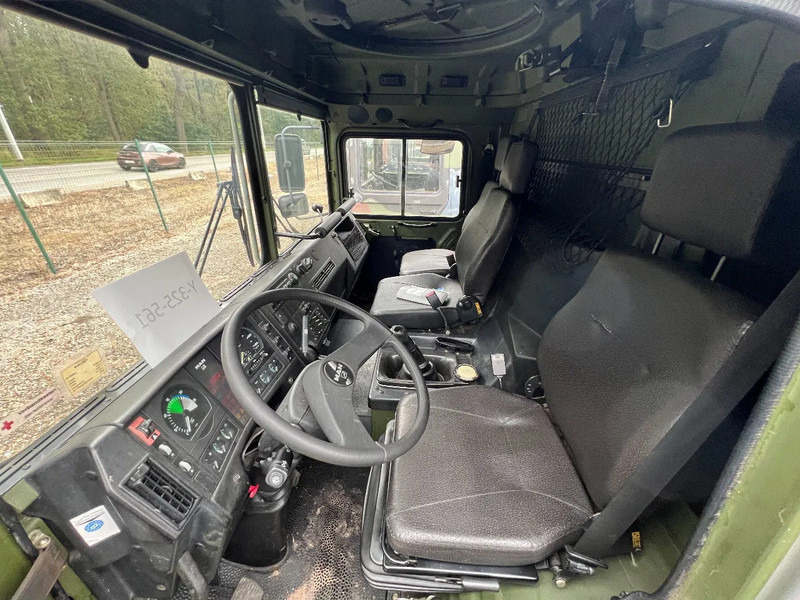 MAN KAT 25.422DFAEG 6X6 CABIN CHASSIS - TWIST LOCKS SYSTEM - شاحنة: صورة 4 MAN KAT 25.422DFAEG 6X6 CABIN CHASSIS - TWIST LOCKS SYSTEM - شاحنة: صورة 4