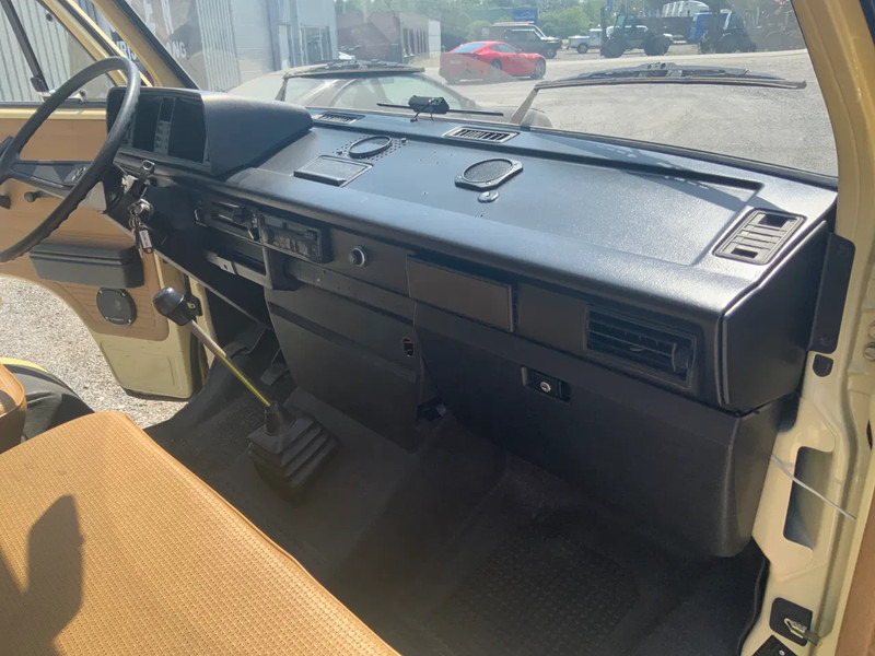 سيارة Volkswagen Transporter 4WD T3 syncro: صورة 19 سيارة Volkswagen Transporter 4WD T3 syncro: صورة 19