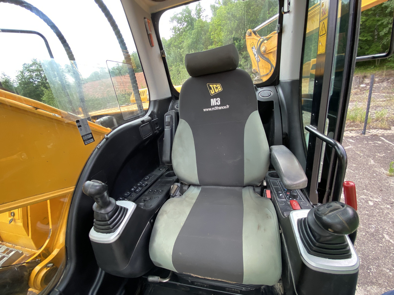 حفار زحاف JCB JS 210: صورة 27