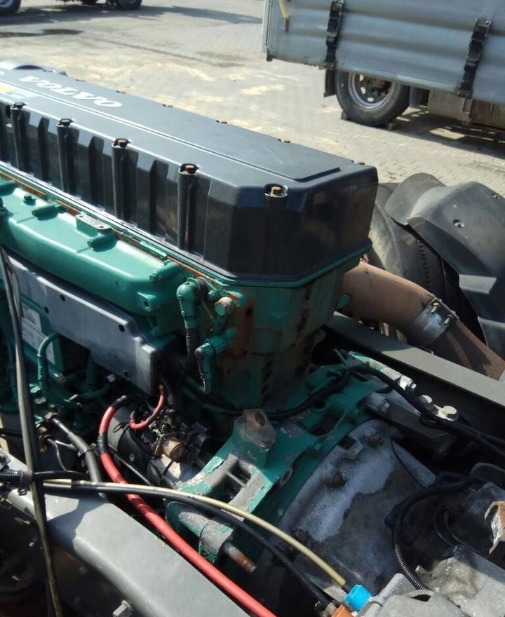 Volvo D12D 460 E3 Volvo FH 12 - محرك - شاحنة: صورة 4 Volvo D12D 460 E3 Volvo FH 12 - محرك - شاحنة: صورة 4