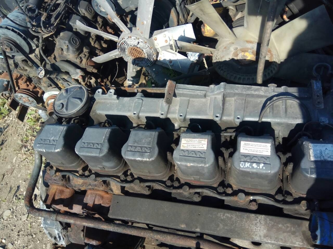 MAN D2876 LOH01 MAN Neoplan N5218, RH403, FRH462, RH463, RH464, RHC464, RHS464, 24.410, 24.460, Neoplan N116/3 и Van hool TD924 - محرك - حافلة: صورة 1 MAN D2876 LOH01 MAN Neoplan N5218, RH403, FRH462, RH463, RH464, RHC464, RHS464, 24.410, 24.460, Neoplan N116/3 и Van hool TD924 - محرك - حافلة: صورة 1