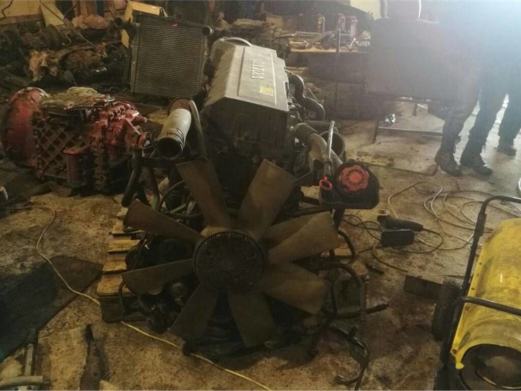Volvo D13A 480   Volvo FH13 - محرك - شاحنة: صورة 4 Volvo D13A 480   Volvo FH13 - محرك - شاحنة: صورة 4