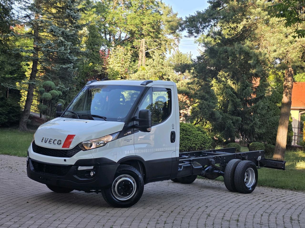 Iveco Daily 72c-17 Rama Pod Zabudowę Klima ! 3.0 HPI ! 170 Hp * Super Stan ! - فان المدمجة: صورة 1 Iveco Daily 72c-17 Rama Pod Zabudowę Klima ! 3.0 HPI ! 170 Hp * Super Stan ! - فان المدمجة: صورة 1