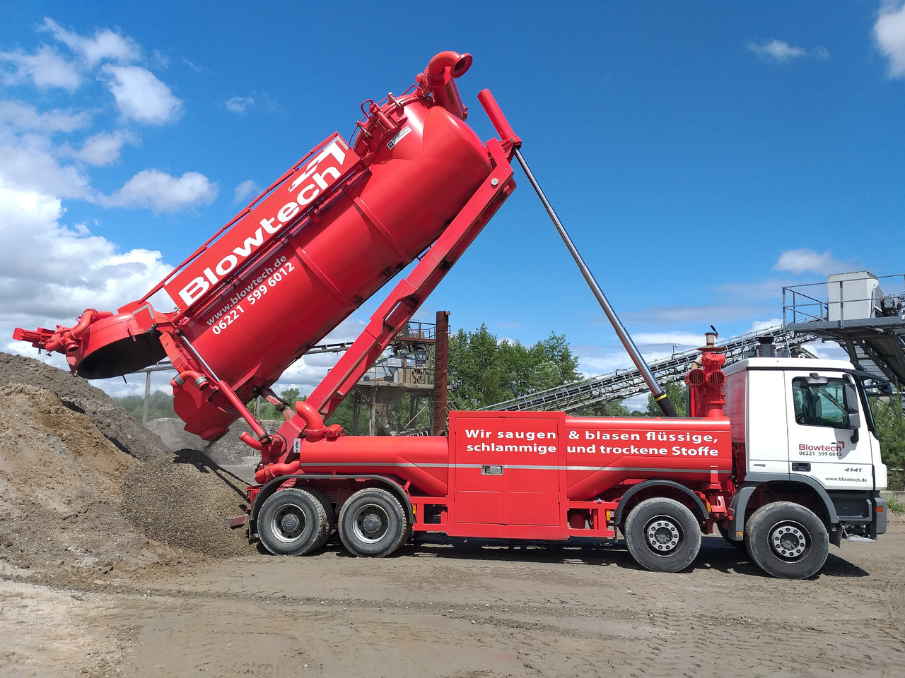 MERCEDES-BENZ Naaktgeboren Vacu-Press 8000 High-Lift V2A less km+hours! - شاحنة الشفط: صورة 2 MERCEDES-BENZ Naaktgeboren Vacu-Press 8000 High-Lift V2A less km+hours! - شاحنة الشفط: صورة 2