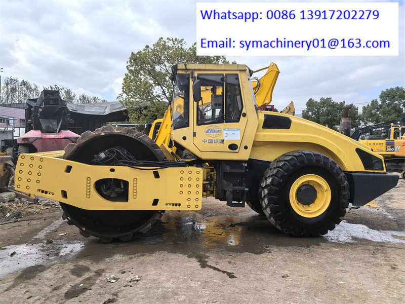 Bomag BW226DH-4 - مدحلة ضاغطة: صورة 2 Bomag BW226DH-4 - مدحلة ضاغطة: صورة 2