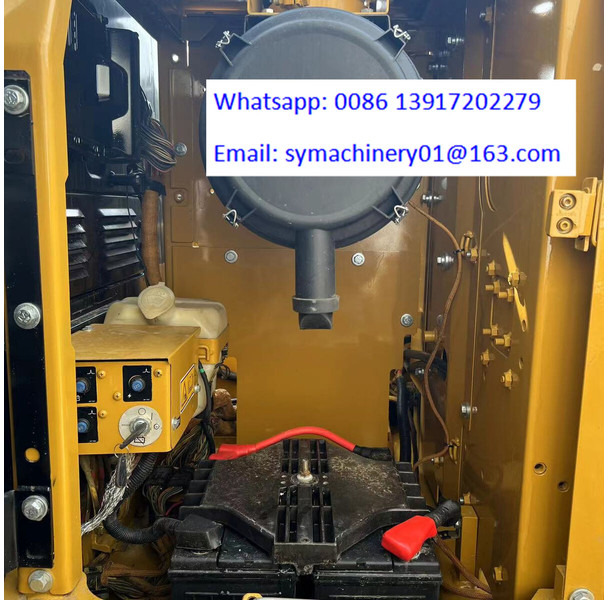 Caterpillar 320D2L - حفار زحاف: صورة 4 Caterpillar 320D2L - حفار زحاف: صورة 4