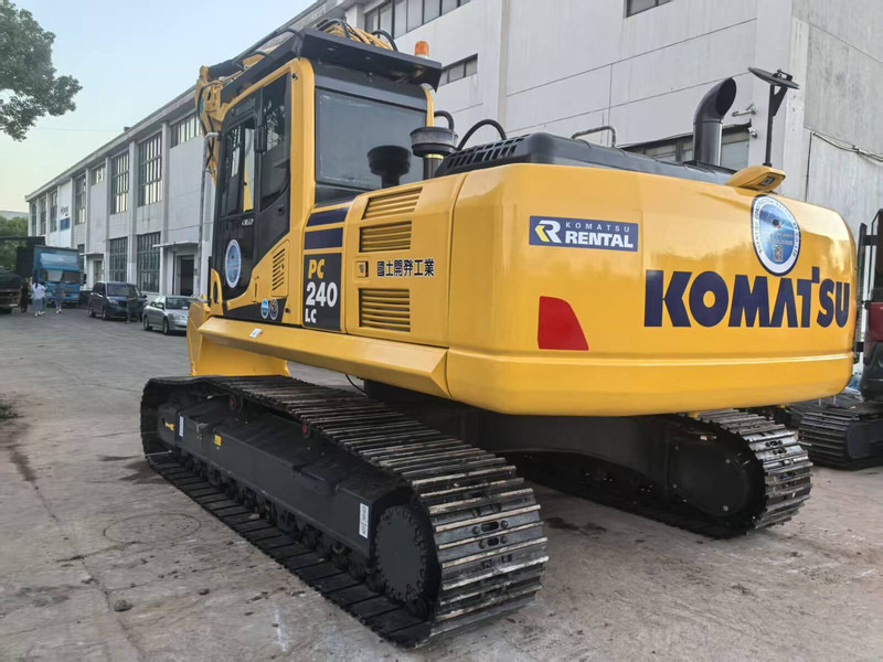 Komatsu PC240LC-8 - حفار زحاف: صورة 4 Komatsu PC240LC-8 - حفار زحاف: صورة 4