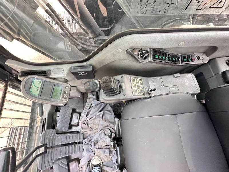 Volvo EC210DL - حفار زحاف: صورة 5 Volvo EC210DL - حفار زحاف: صورة 5