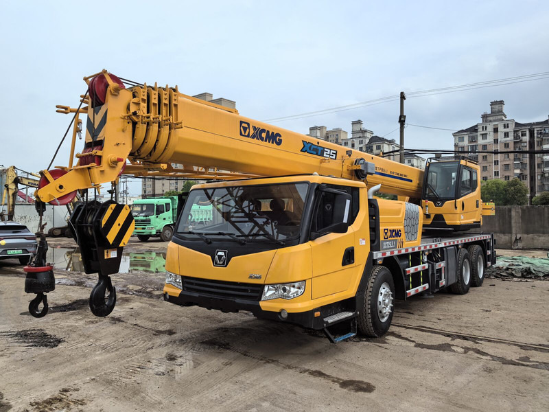XCMG XCT25 - رافعة لجميع التضاريس: صورة 1 XCMG XCT25 - رافعة لجميع التضاريس: صورة 1