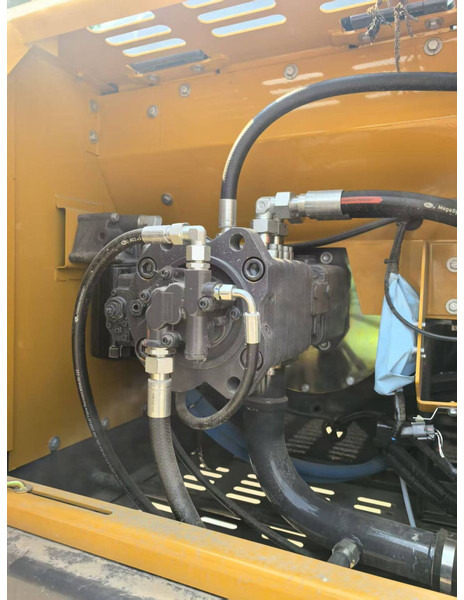 XCMG XE215C - حفار زحاف: صورة 5 XCMG XE215C - حفار زحاف: صورة 5