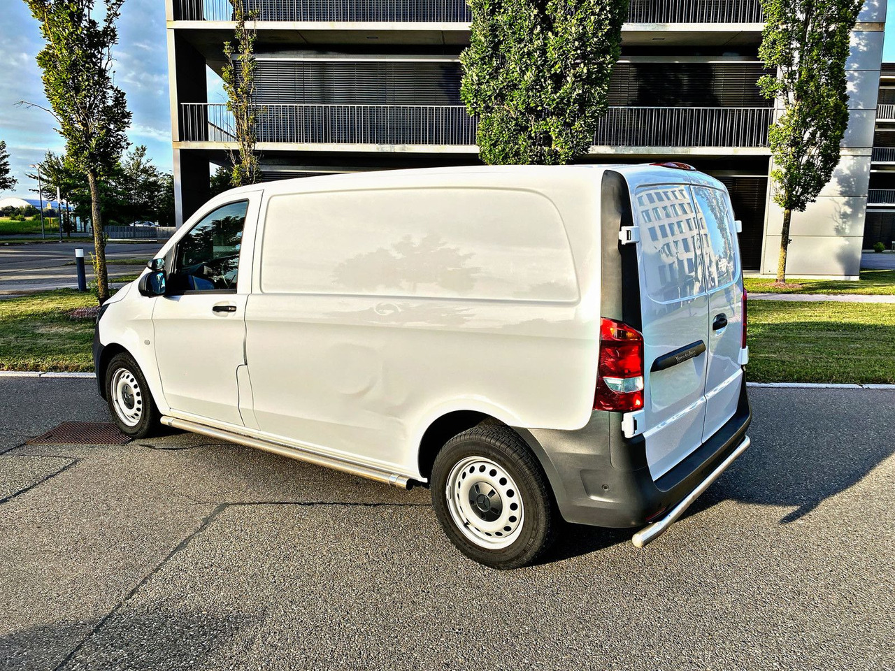 Mercedes-Benz Vito Kasten 111 FWD kompakt|Kamera|Klima|PDC|19% - فان المدمجة: صورة 5 Mercedes-Benz Vito Kasten 111 FWD kompakt|Kamera|Klima|PDC|19% - فان المدمجة: صورة 5
