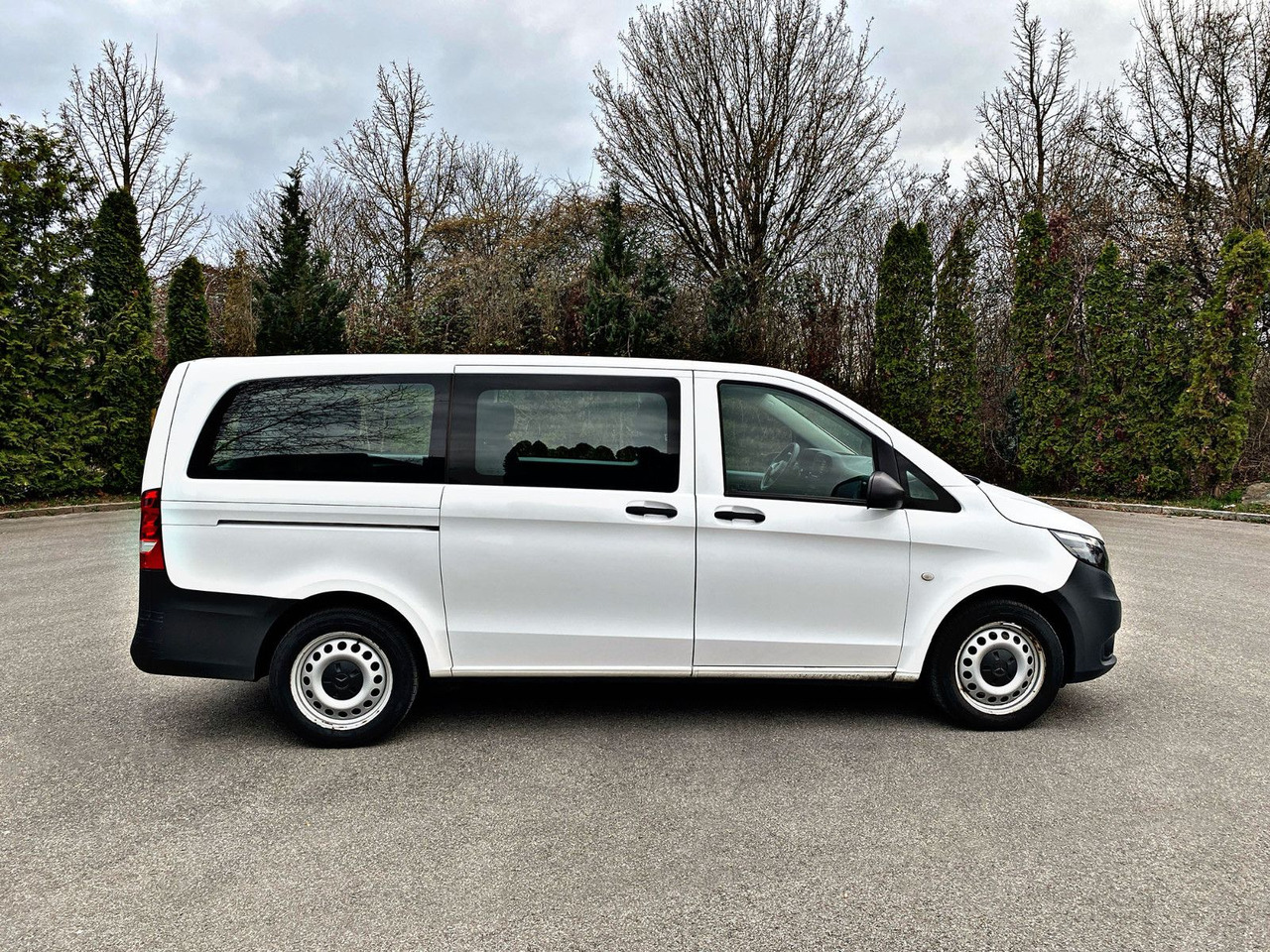 Mercedes-Benz Vito Tourer 114 CDI|Pro|Allrad|lang|8-Sitze|19% - ميكروباص: صورة 2 Mercedes-Benz Vito Tourer 114 CDI|Pro|Allrad|lang|8-Sitze|19% - ميكروباص: صورة 2