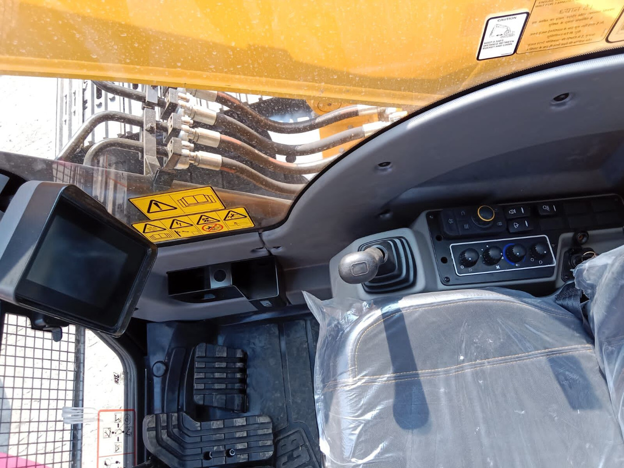 New JCB JS 200 tracked excavator - حفار زحاف: صورة 5 New JCB JS 200 tracked excavator - حفار زحاف: صورة 5