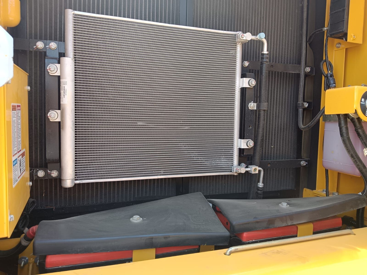 New LiuGong 925E tracked excavator - حفار زحاف: صورة 2 New LiuGong 925E tracked excavator - حفار زحاف: صورة 2