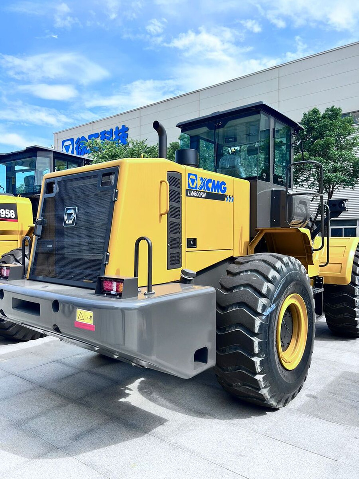 New XCMG XC968 wheel loader - اللودر بعجل: صورة 1 New XCMG XC968 wheel loader - اللودر بعجل: صورة 1