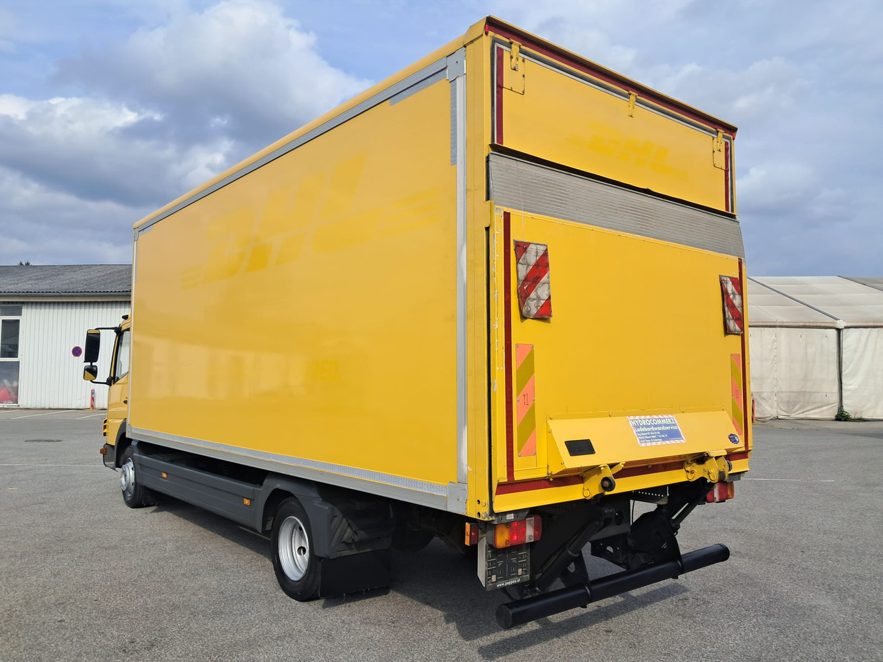 MERCEDES-BENZ ATEGO 8 16 Koffer mit LBW | Schalter | EZ 2013 - شاحنة مقفلة: صورة 5 MERCEDES-BENZ ATEGO 8 16 Koffer mit LBW | Schalter | EZ 2013 - شاحنة مقفلة: صورة 5