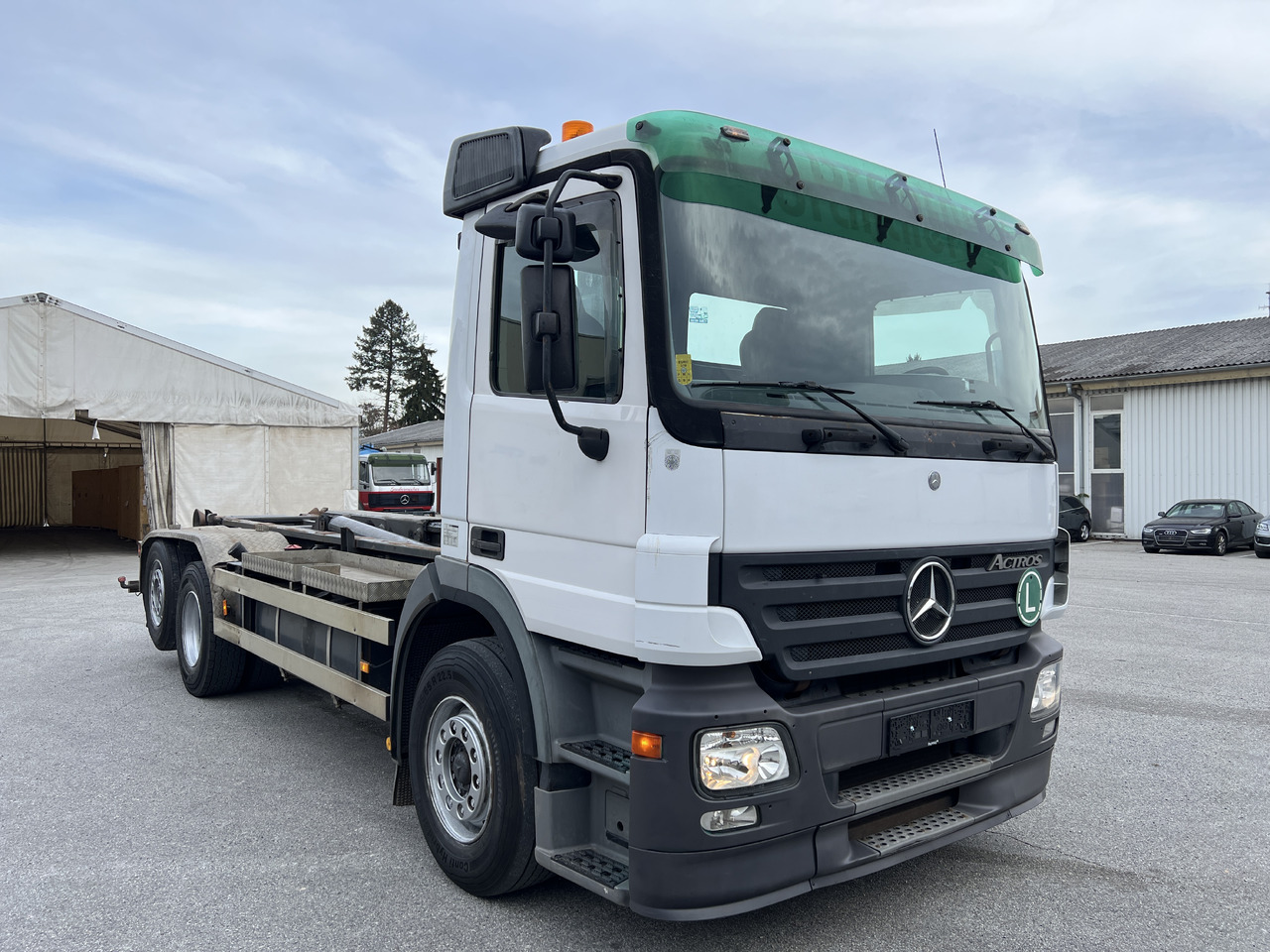 MERCEDES-BENZ Actros 25 41 | Retarder | Kupplung | Differenzial | Liftachse - شاحنة ذات خطاف: صورة 2 MERCEDES-BENZ Actros 25 41 | Retarder | Kupplung | Differenzial | Liftachse - شاحنة ذات خطاف: صورة 2