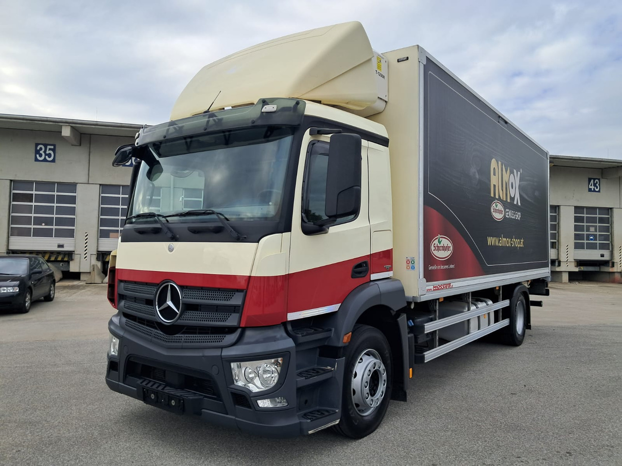MERCEDES-BENZ Antos 1833 Kühlkoffer LBW | Standheizung | Euro 6 - شاحنة الفريزر: صورة 1 MERCEDES-BENZ Antos 1833 Kühlkoffer LBW | Standheizung | Euro 6 - شاحنة الفريزر: صورة 1